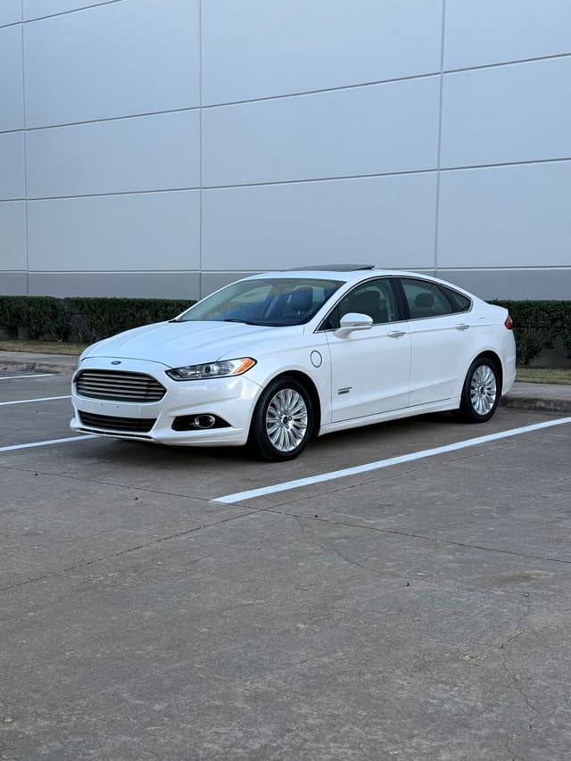 2014 Ford Fusion Energi Titanium
